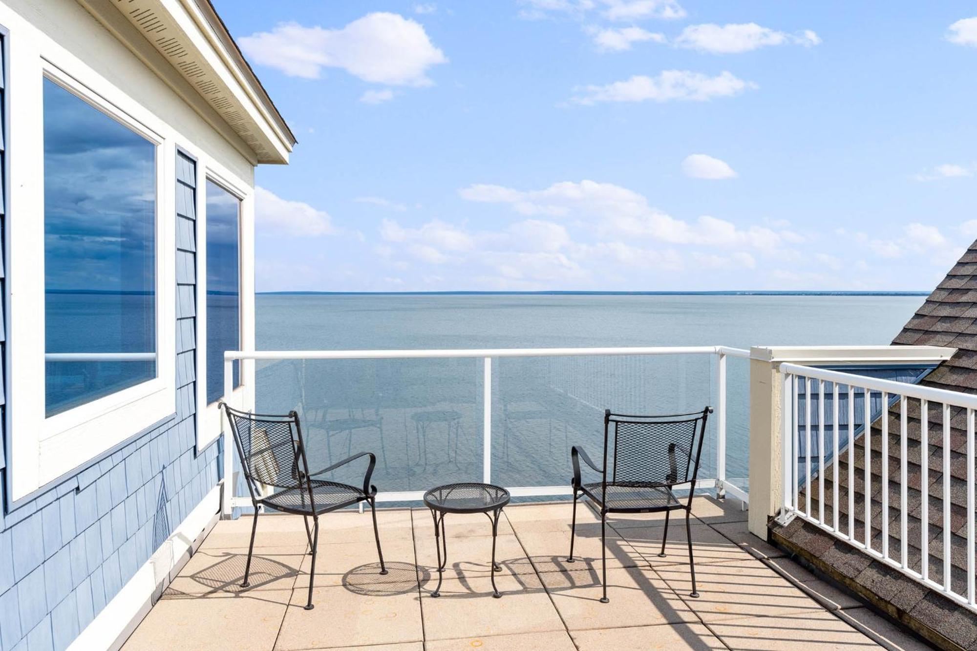 Beacon Pointe On Lake Superior 덜루스 외부 사진