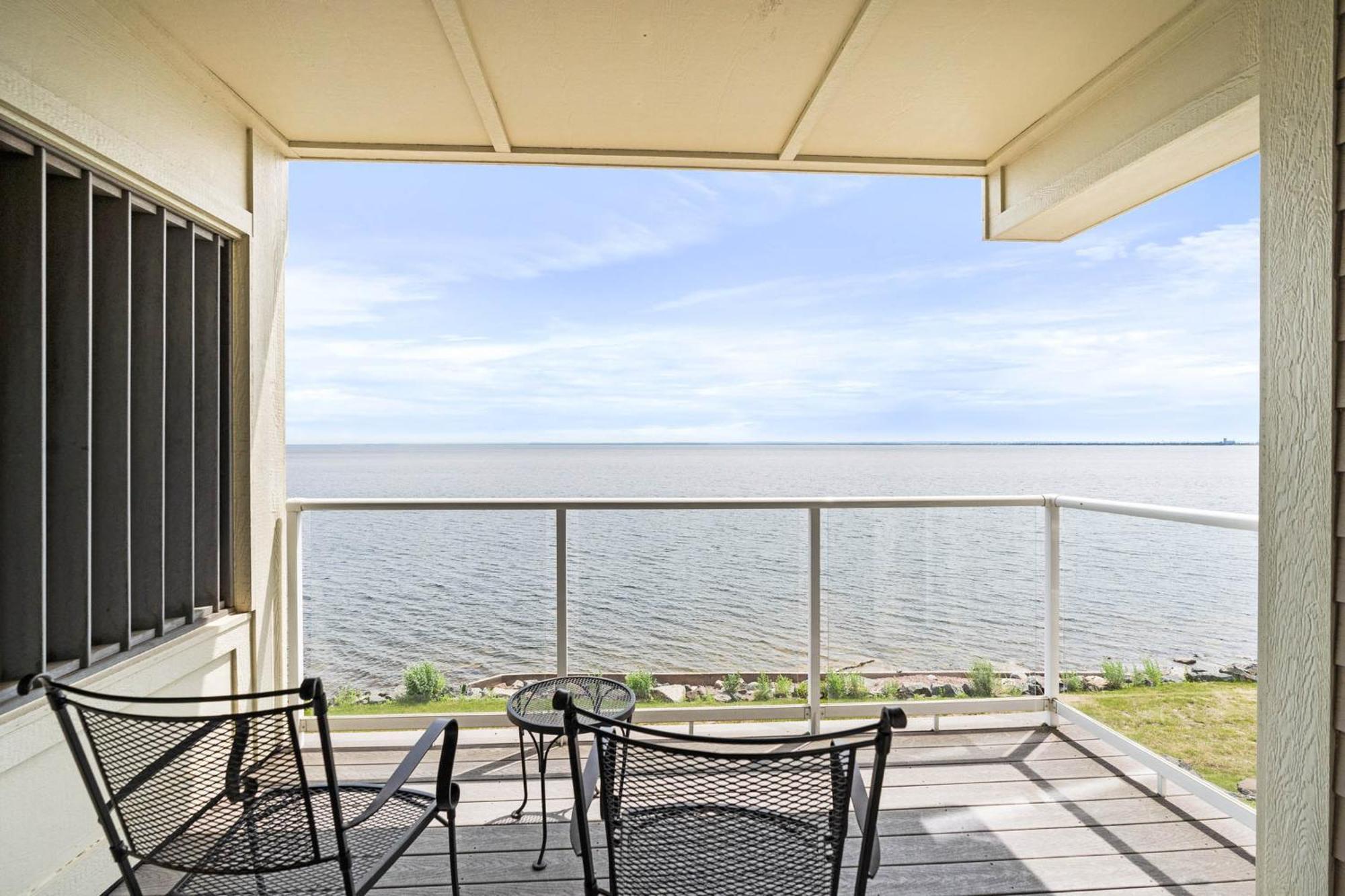 Beacon Pointe On Lake Superior 덜루스 외부 사진